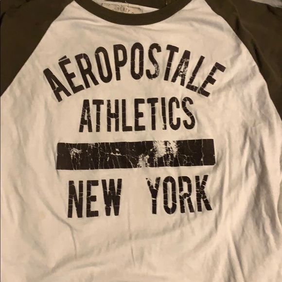 Aeropostale T-Shirt - Picture 1 of 2
